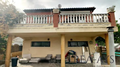 Chalet on Avinguda dels Països Catalans photo 4