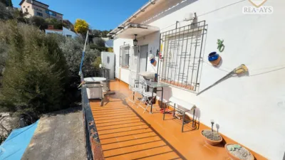 Chalet on Carrer de Santiago Rusiñol photo 48