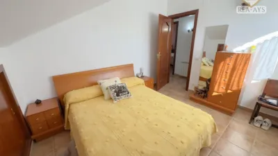 Chalet on Carrer del Llobregat photo 25