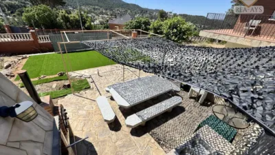 Chalet in Catalonia photo 56