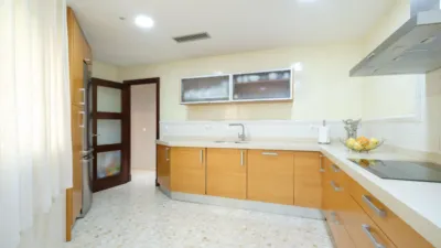 Flat on Calle Sorolla photo 40