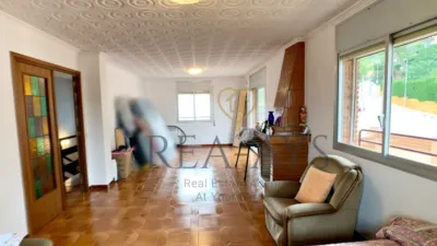 Chalet en Carrer de Vallirana photo 12