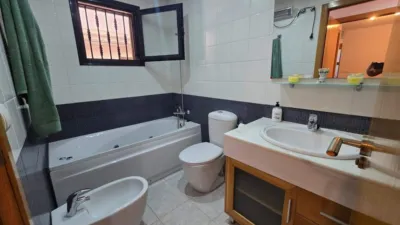 Flat on Carrer del Pintor Sorolla photo 41