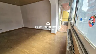 Flat on Carrer del Tres d'Abril photo 14