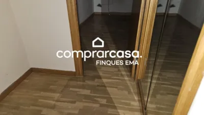 Flat on Carrer del Tres d'Abril photo 22