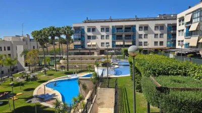 Flat on Carrer del Pintor Sorolla photo 3
