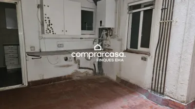 Flat on Carrer del Tres d'Abril photo 16