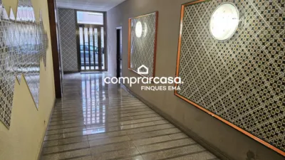 Flat on Carrer del Tres d'Abril photo 12