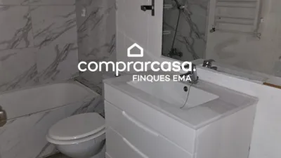 Flat on Carrer del Tres d'Abril photo 31