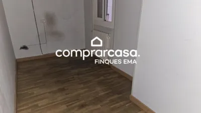 Flat on Carrer del Tres d'Abril photo 21