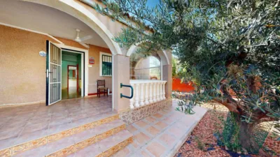 Chalet on Campofrio Street photo 3