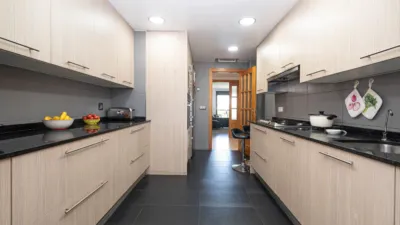 Apartment on Carrer de Jaume Vidal i Alcover photo 8