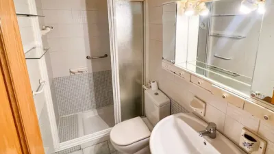 Flat on Calle del Ebro photo 17