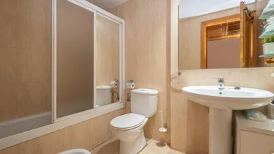 Apartment on Carrer de Jaume Vidal i Alcover photo 22