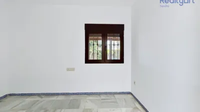 Chalet in El Capricho photo 32