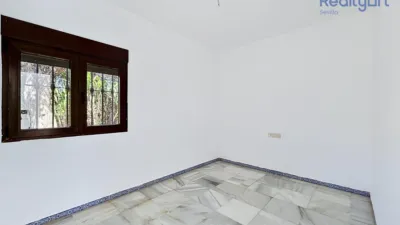 Chalet in El Capricho photo 41