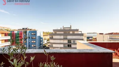 Top-floor apartment on Calle de Valladolid photo 3