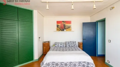 Top-floor apartment on Calle de Valladolid photo 10