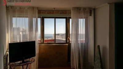 Top-floor apartment on Calle de Valladolid photo 12