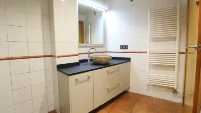 Apartment in Centre photo 8