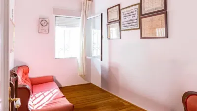 Apartment on Zarandona Street photo 21