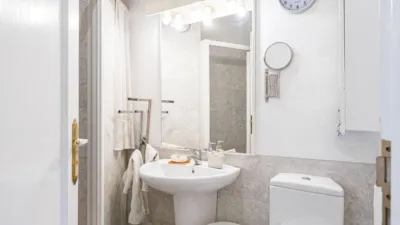 Apartment on Zarandona Street photo 18