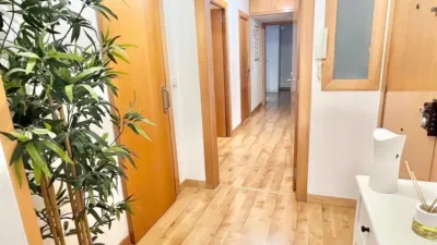 Flat on Carrer de Samuntada photo 11
