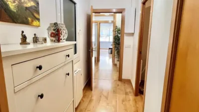 Flat on Carrer de Samuntada photo 15