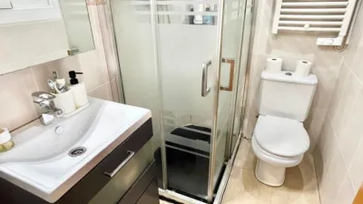 Flat on Carrer de Samuntada photo 25
