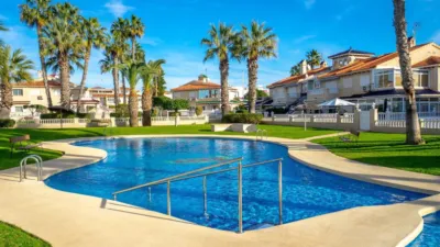 Casa – Orihuela, Residencial Jumilla III, Urbanización Horizonte - Més