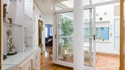 Apartment on Zarandona Street photo 4