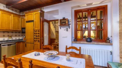 House on Carrer de Sant Vicent Màrtir photo 16