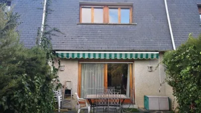 Townhouse in La Navata photo 9