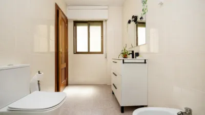 Semi-detached house on Calle San Vicente photo 14