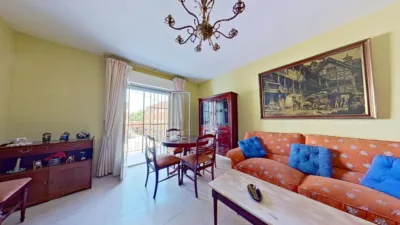 Apartment on Enrique Velasco Street photo 2
