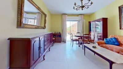 Apartment on Enrique Velasco Street photo 10