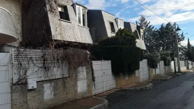 Townhouse in La Navata photo 4