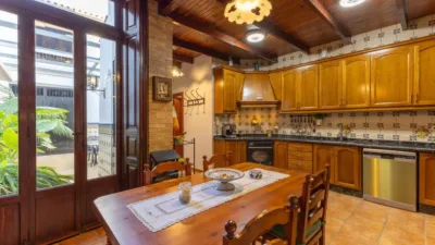 House on Carrer de Sant Vicent Màrtir photo 18