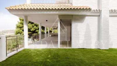 Chalet in Los Monasterios-Alfinach photo 2
