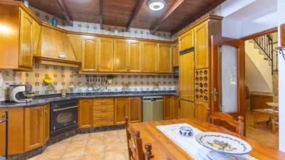 House on Carrer de Sant Vicent Màrtir photo 15