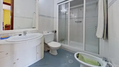 Apartment on Enrique Velasco Street photo 21