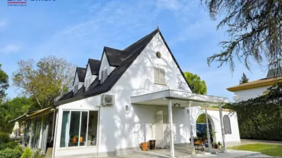 Chalet in Zona Colegio Europa photo 2