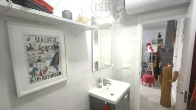Apartment on Calle de los Embajadores photo 17