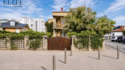 House on Palencia Street photo 37