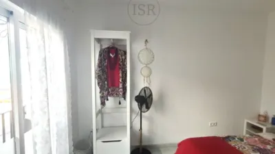 Apartment on Calle de los Embajadores photo 14
