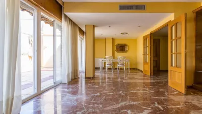 Penthouse on Calle Torre Álvarez photo 8
