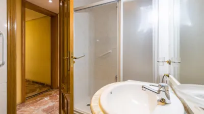 Penthouse on Calle Torre Álvarez photo 29