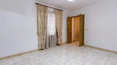 House on Calle Real photo 82