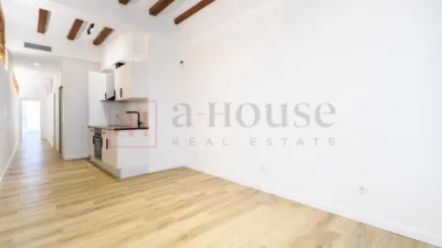 Apartment on Carrer de la Creu dels Molers photo 5