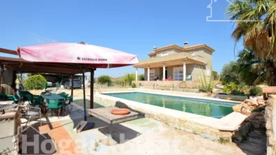 Chalet on Avenida de los Árboles photo 2